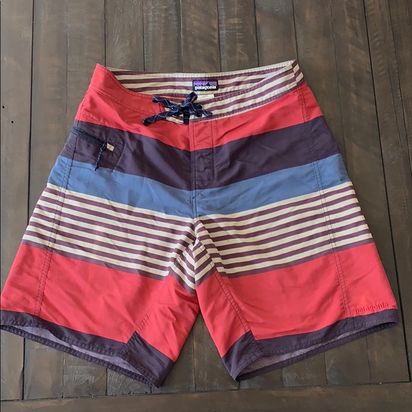 Patagonia Other - Patagonia Men’s board shorts size 31